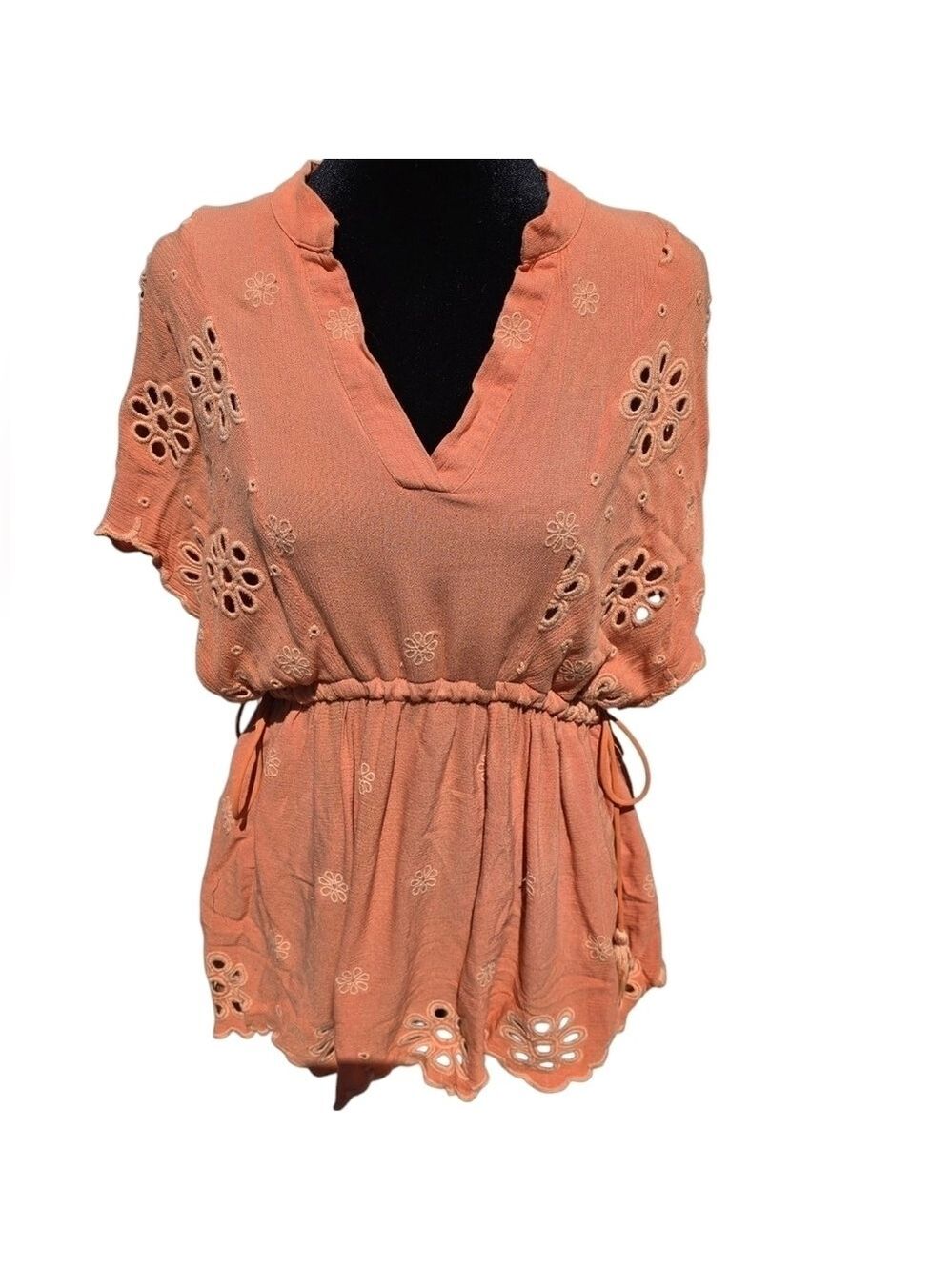 Tahari Eyelet Top - Picture 3 of 12